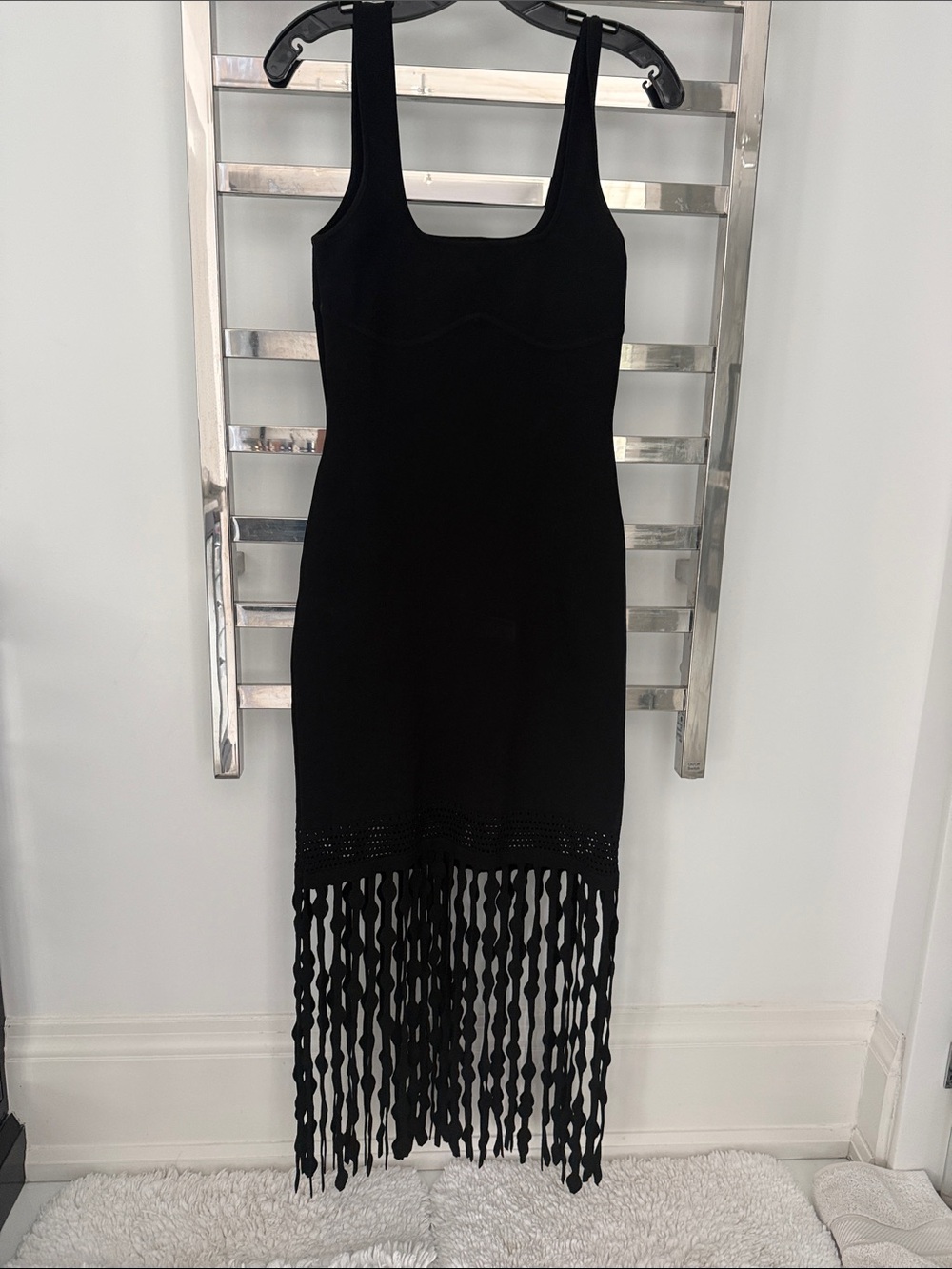 Sleeveless Black Midi Dress with Fringe Hem